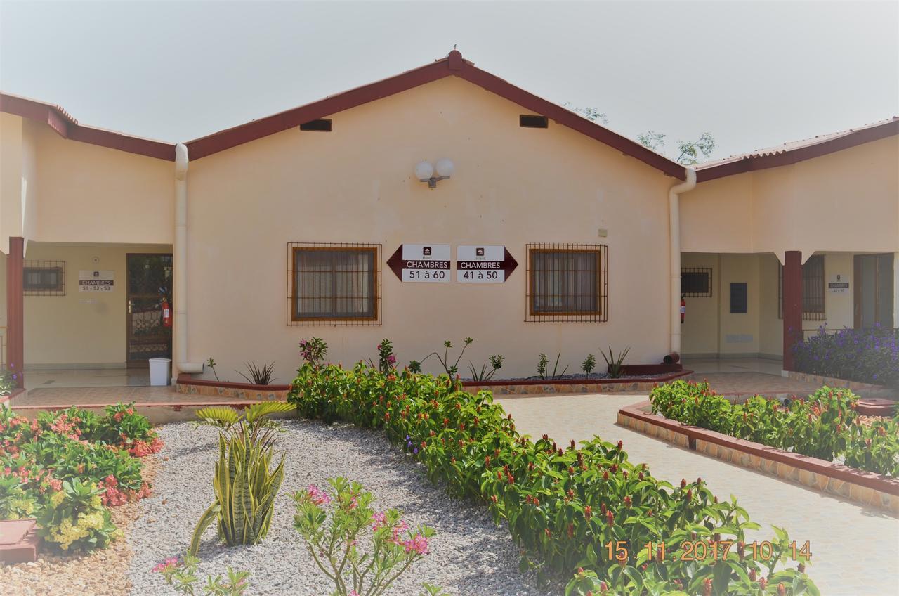 Hotel La Rose Blanche Korhogo Exterior foto