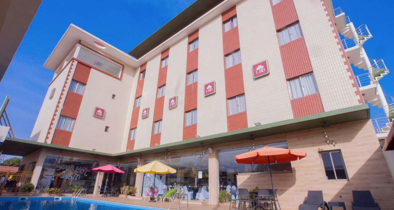 Hotel La Rose Blanche Korhogo Exterior foto